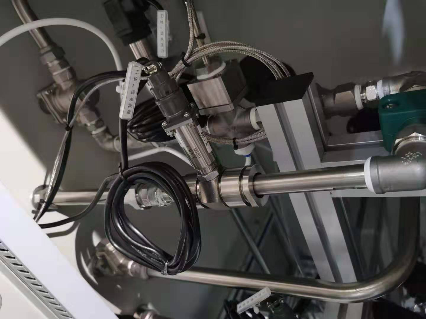 压力变送器现场应用图 压力变送器现场应用图